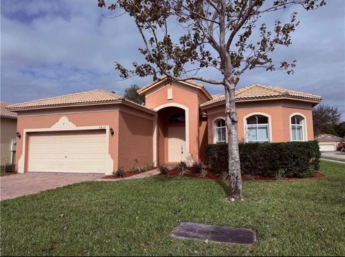 5837 Spanish River Rd, Fort Pierce, FL, 34951-2892 | Card Image