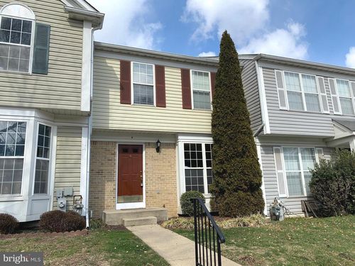 4 Putman Ct, REISTERSTOWN, MD, 21136-6425 | Card Image