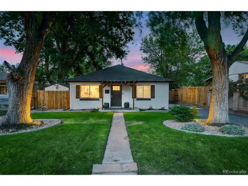 150 S Osceola St, Denver, CO, 80219-1832 | Card Image