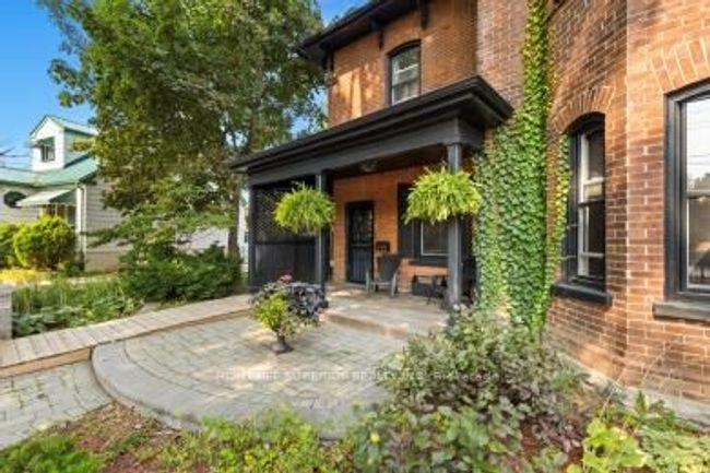 220 Moira St W, House other with 4 bedrooms, 3 bathrooms and 8 parking in Belleville ON | Image 38