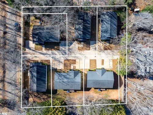 4 Amherst Ave, Greenville, SC, 29605-2065 | Card Image