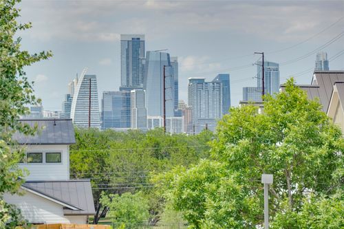 unit-324-2724 Treble Ln, Austin, TX, 78704-4453 | Card Image