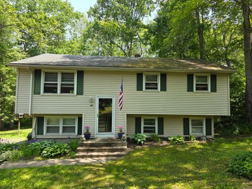 46 Richardson Hill Rd, Griswold, CT, 06351-9129 | Card Image