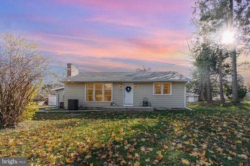 315 James Rd, CARLISLE, PA, 17013-3163 | Card Image