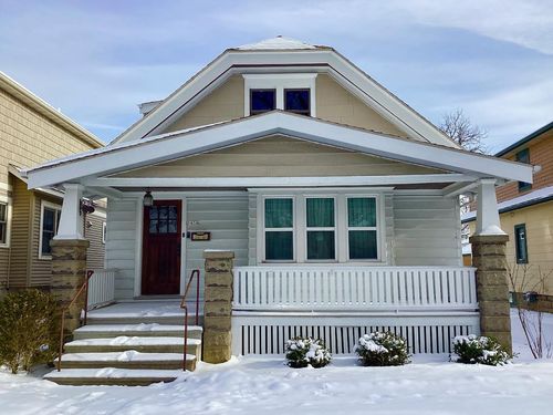 1434 N 66th Street, Wauwatosa, WI, 53213 | Card Image