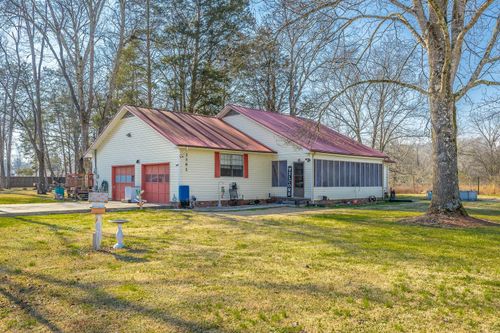 2582 E Valley Rd, Jasper, TN, 37347-7221 | Card Image