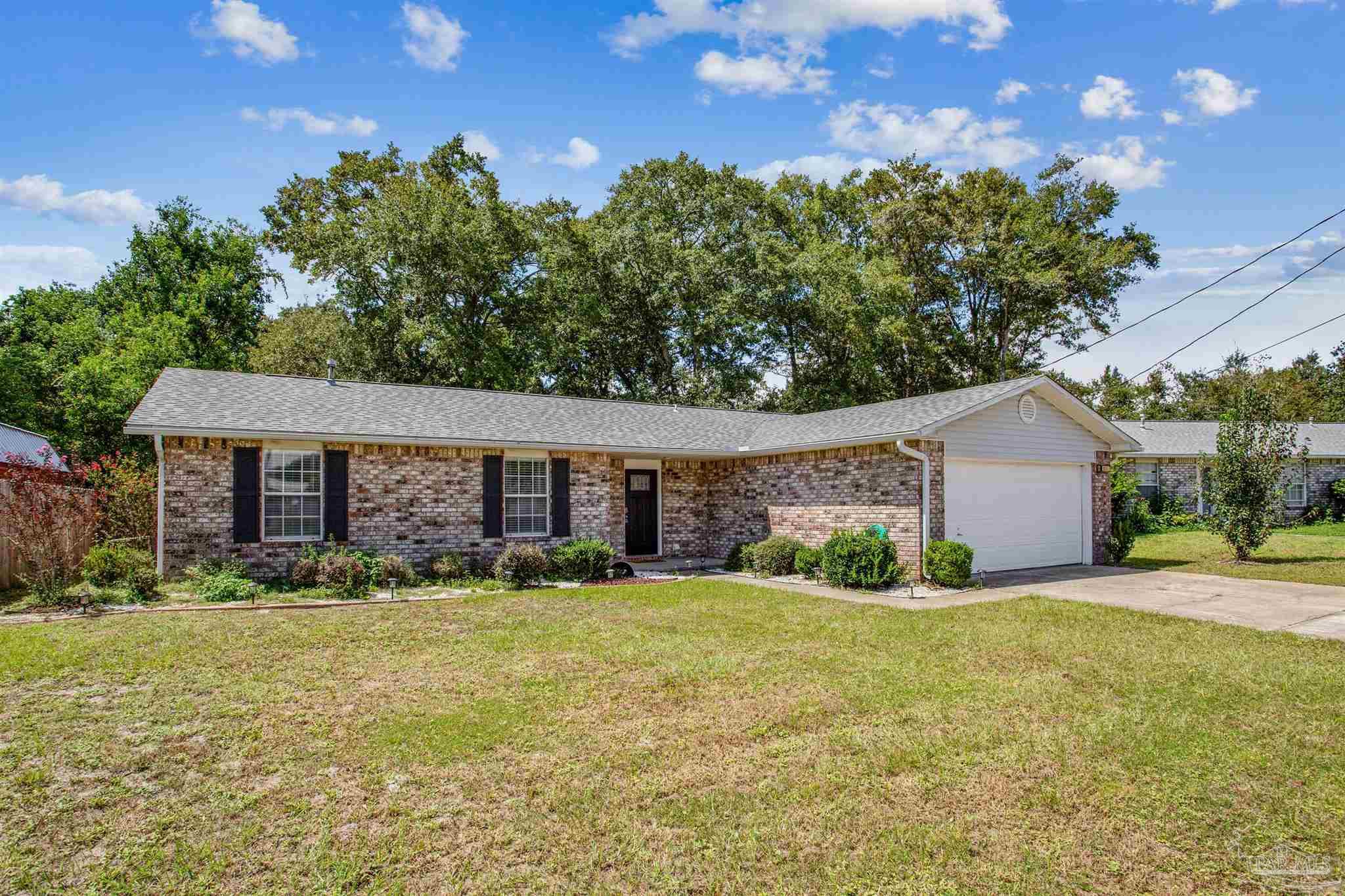 Vonna Jo Cir, Pensacola, FL 32506