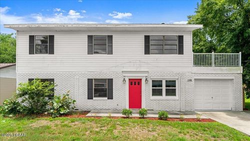 1195 10th St, Daytona Beach, FL, 32117-3210 | Card Image