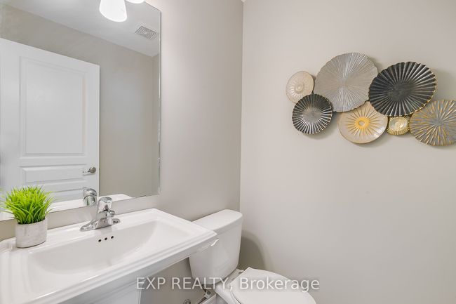 12 Oxfordshire Lane, Condo with 3 bedrooms, 4 bathrooms and 1 parking in Kitchener ON | Image 15