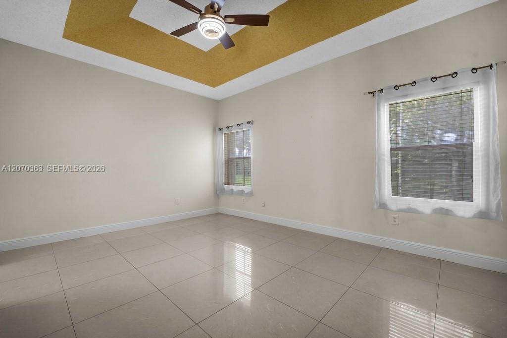 Residential Lease in Pembroke Pines 2