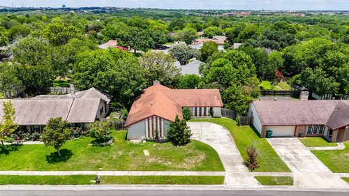 11408 Golden Oak Trl, Live Oak, TX, 78233-2913 | Card Image