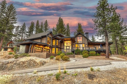 11585 China Camp Rd, Truckee, CA, 96161-2725 | Card Image