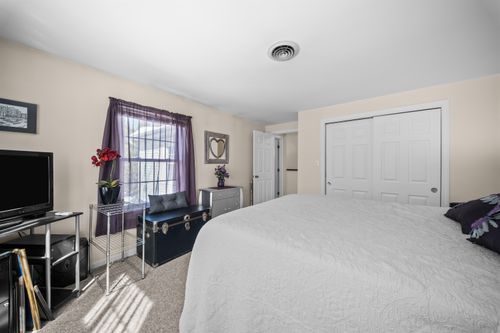 16 Springfield Ests, Rochester, NH, 03867 | Card Image