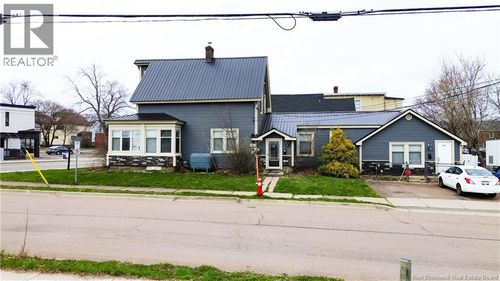 203 Mountain Rd, Moncton, NB, E1C2L5 | Card Image