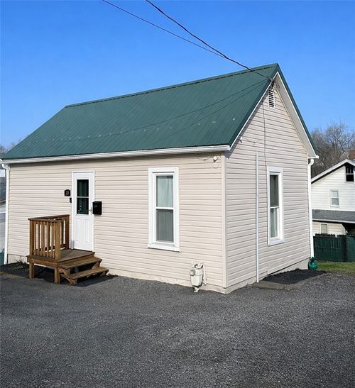 33 Violet Ave, Washington, PA, 15301-4315 | Card Image