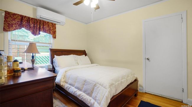 104 Sylvia Ln, House other with 4 bedrooms, 1 bathrooms and null parking in New Hyde Park NY | Image 8