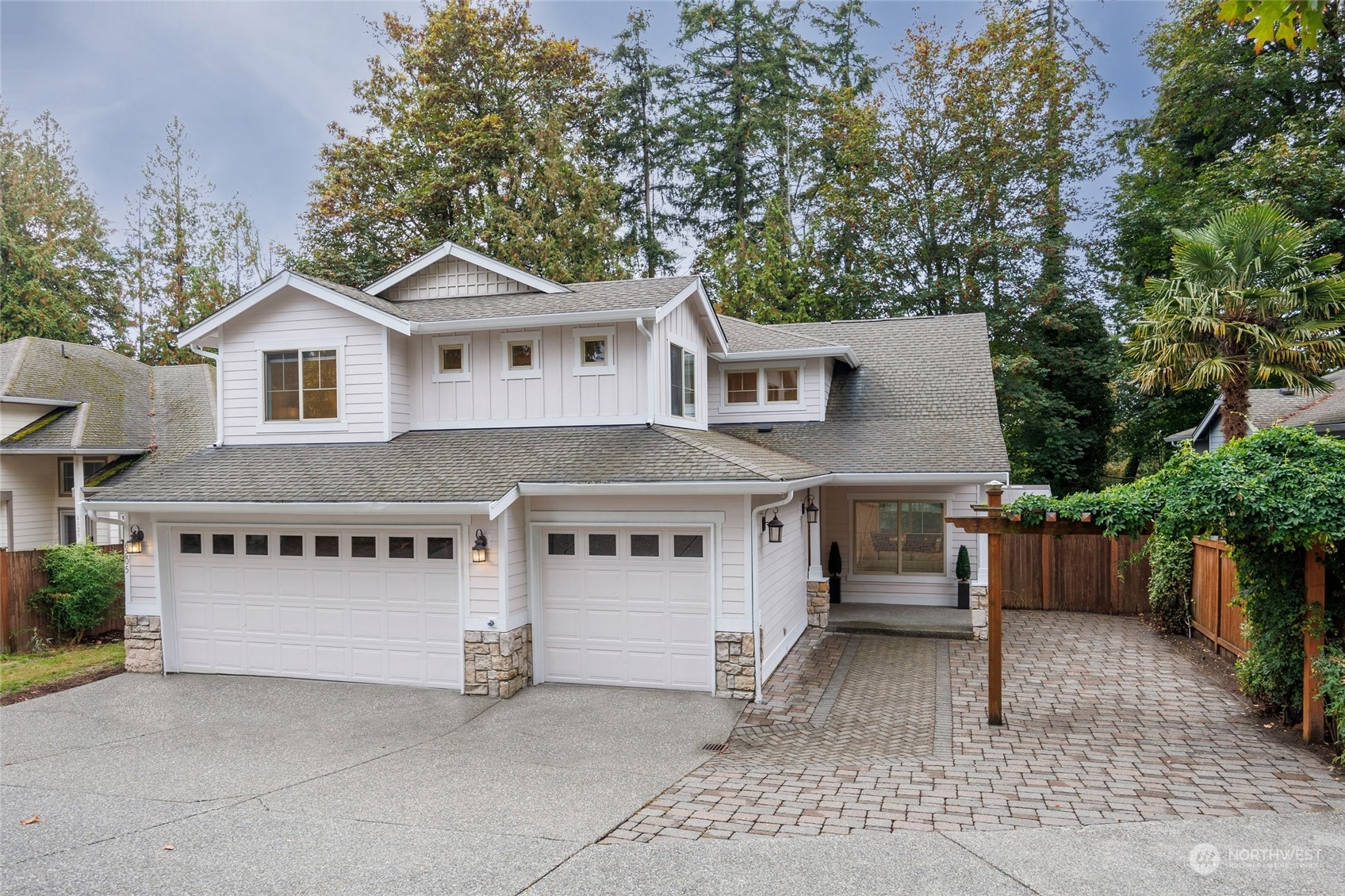 116th Ave, Kirkland, WA 98033
