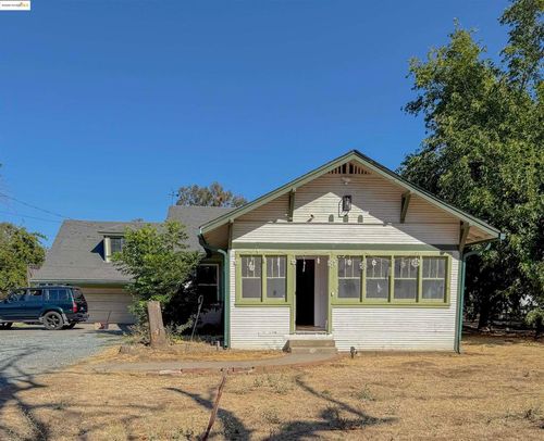 7036 Dry Creek Rd, Rio Linda, CA, 95673-2515 | Card Image