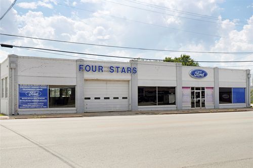 205 W Belknap St, Jacksboro, TX, 76458-2307 | Card Image