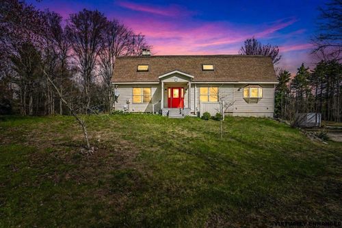 326 Lockes Hill Rd, Epsom, NH, 03234-4626 | Card Image
