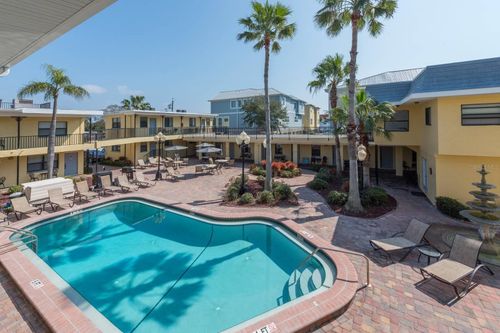 204-16333 Gulf Blvd, REDINGTON BEACH, FL, 33708-1541 | Card Image