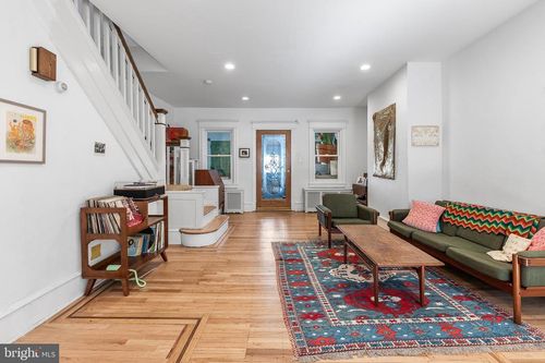 1513 E Moyamensing Ave, PHILADELPHIA, PA, 19147-6025 | Card Image