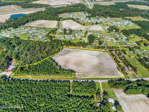 15ac New Bern Highway, Maysville, NC, 28555 | Card Image