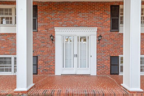 624 Brentwood Ct, Winston Salem, NC, 27104-2620 | Card Image