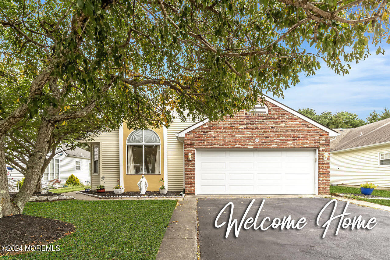 Narberth Way, Toms River, NJ 08757