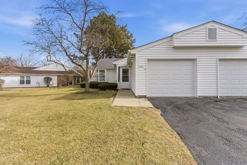 297-7105 Saint Tropez Ct, Fox Lake, IL, 60020-1040 | Card Image