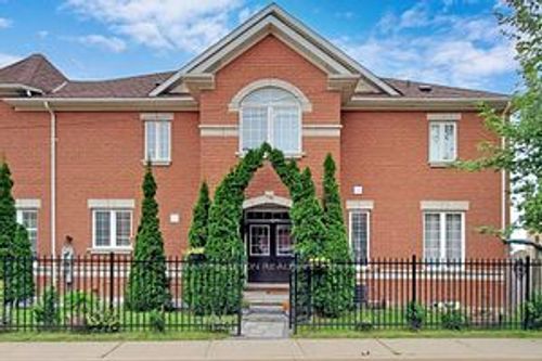 78-8 Townwood Dr, Richmond Hill, ON, L4E4Y3 | Card Image