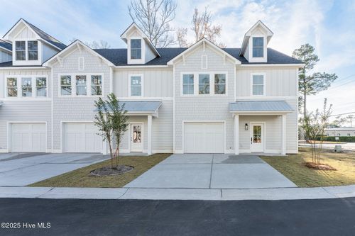 110 Seagate Pl, Wilmington, NC, 28403-6803 | Card Image