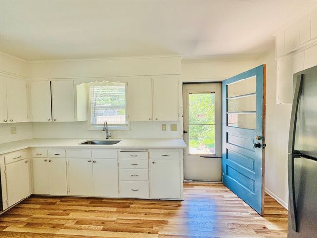 1015 W Sycamore St, House other with 3 bedrooms, 2 bathrooms and null parking in Sherman TX | Image 17