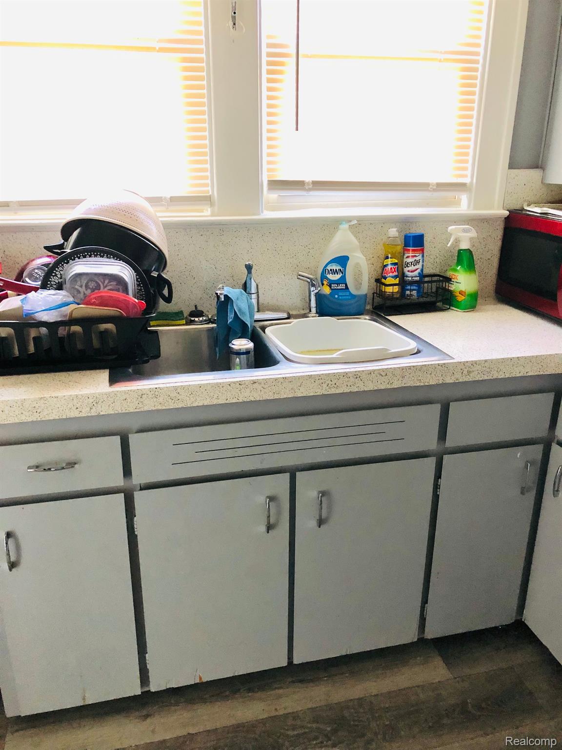 Residential Lease in Lincoln Park 3