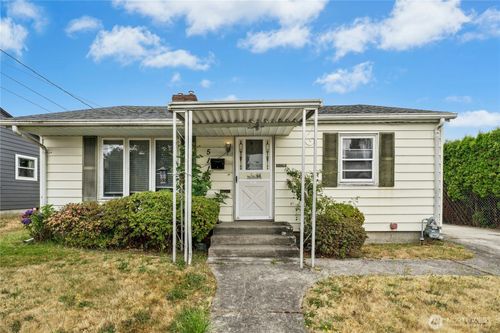5115 S Cushman Ave, Tacoma, WA, 98408-4244 | Card Image