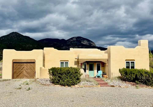 11 Los Altos Road, Taos, NM, 87571-9999 | Card Image