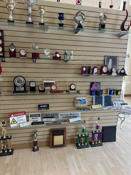 {{alt}} | Card Image