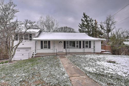 1570 Granby Rd, Kingsport, TN, 37660-6946 | Card Image