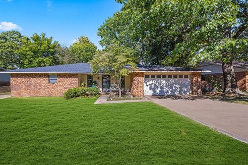 3006 Westmoreland Ave, Springdale, AR, 72762-1551 | Card Image