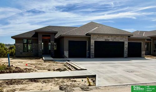 5915 N 214th Ave, Elkhorn, NE, 68022-5002 | Card Image