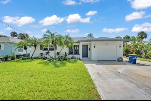 965 Bruce Ave, CLEARWATER BEACH, FL, 33767-1013 | Card Image