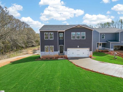 101 Spring Knoll Way, Fountain Inn, SC, 29644-6858 | Card Image