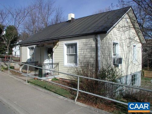 1304 Avon St, CHARLOTTESVILLE, VA, 22902-6305 | Card Image