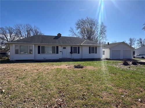 602 Sw 15th St, Blue Springs, MO, 64015-4119 | Card Image