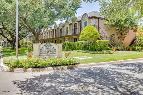 1503-4102 Ridglea Country Club Dr, Benbrook, TX, 76126-2228 | Card Image