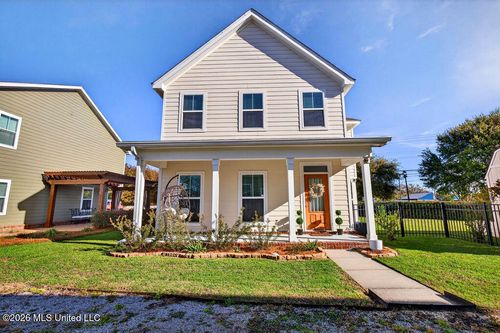 6 Sweetgrass Ln, Ocean Springs, MS, 39564-3455 | Card Image
