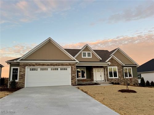 207 Breton Dr, Lexington, OH, 44904-8909 | Card Image