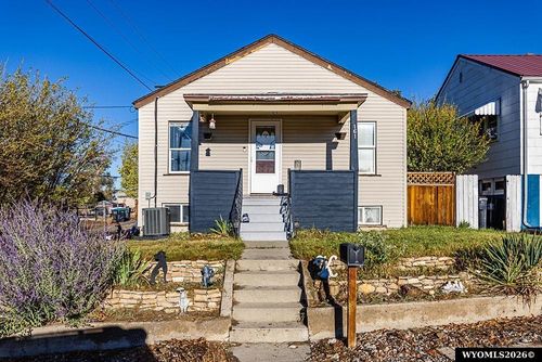 161 N 6th West St, Green River, WY, 82935-4132 | Card Image