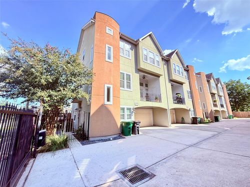 1128 W 26th St, Houston, TX, 77008-1750 | Card Image