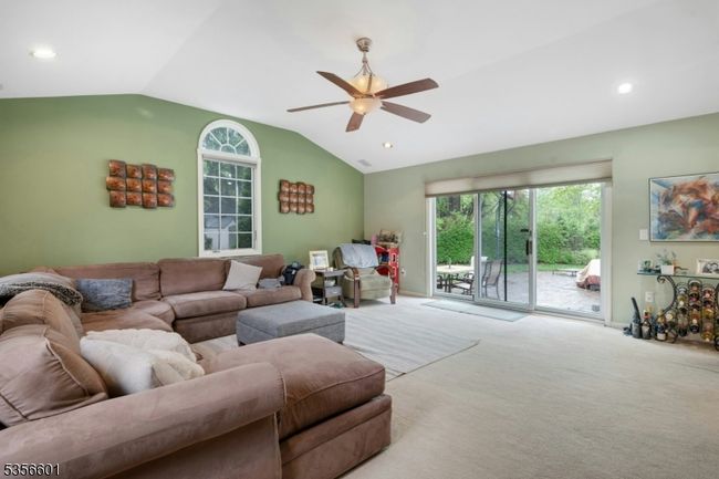 61 Fieldcrest Rd, House other with 5 bedrooms, 3 bathrooms and null parking in Parsippany NJ | Image 16